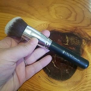 Crown Brushes Angle Contour brush #C453